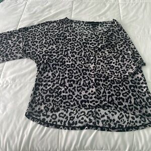 Woman’s top - Isabella Rodriguez